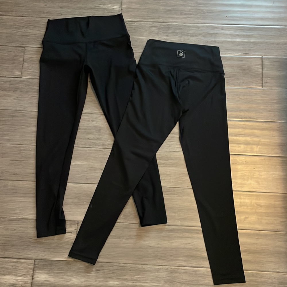 2Pood Essential Leggings - Picture 4 of 5